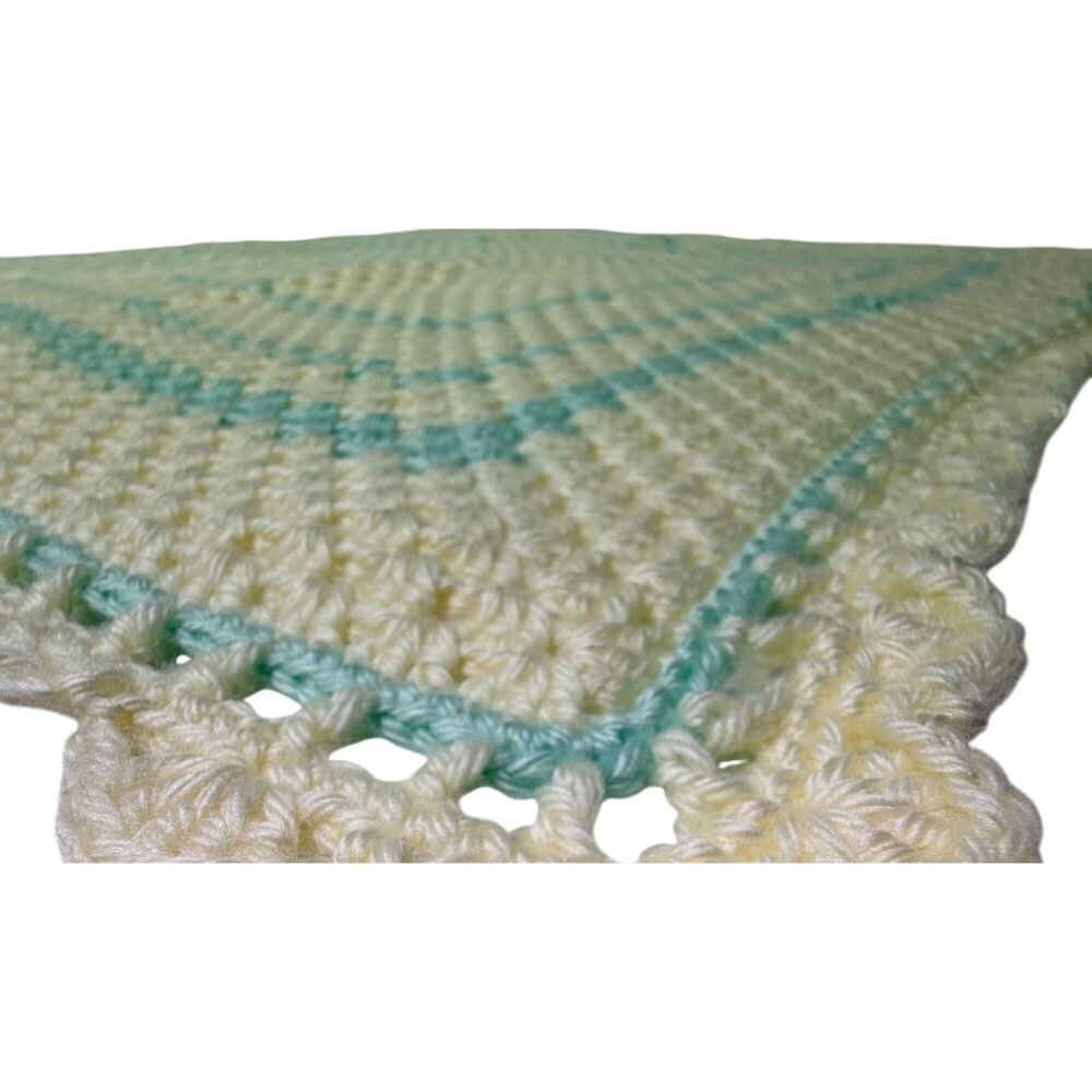 SOFT Handmade Vintage Crochet Baby Blanket Yellow and Green Scalloped Edge 26" - Picture 7 of 8